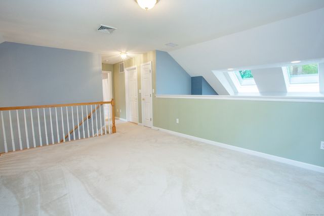 14 Brettonwood Drive 14, Simsbury, CT 06070