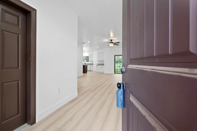 753 N Brundage Avenue, Farmersville, CA 93223