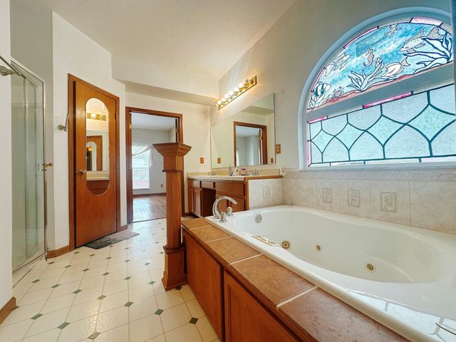 7568 Park Bend Court, Westerville, OH 43082