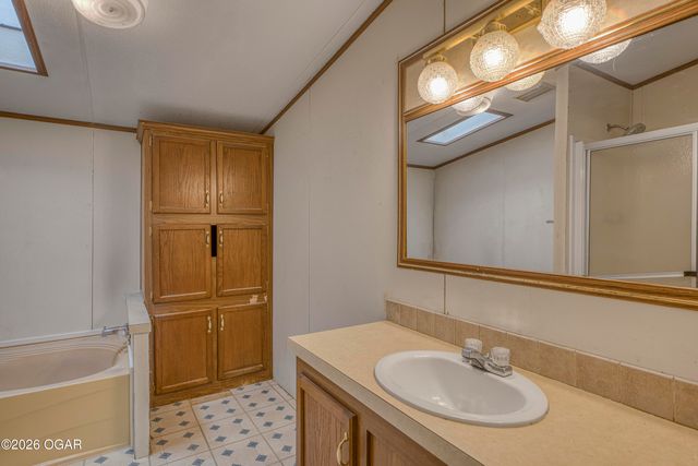 12061 Crow Road, Seneca, MO 64865