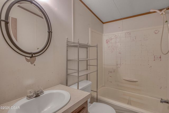 12061 Crow Road, Seneca, MO 64865