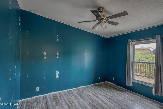 12061 Crow Road, Seneca, MO 64865