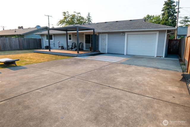 10609 SE 232nd Street, Kent, WA 98031