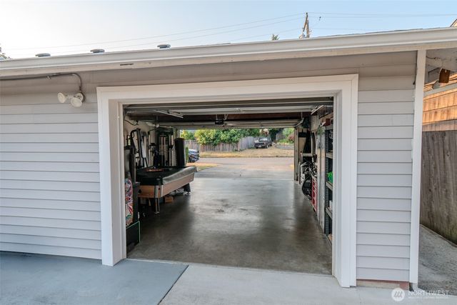 10609 SE 232nd Street, Kent, WA 98031