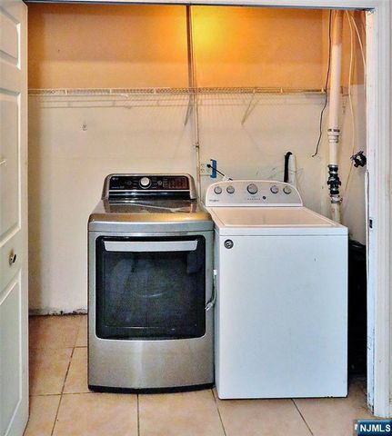 122 Dawes Highway, Pompton Lakes, NJ 07442