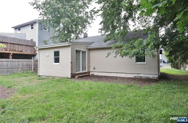 122 Dawes Highway, Pompton Lakes, NJ 07442