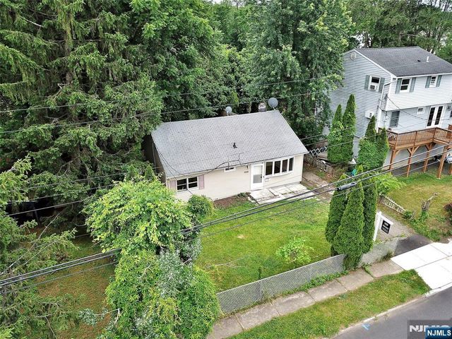 122 Dawes Highway, Pompton Lakes, NJ 07442