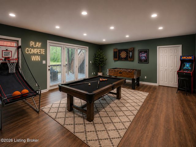 1112 Bentwood Place Ct, Louisville, KY 40207