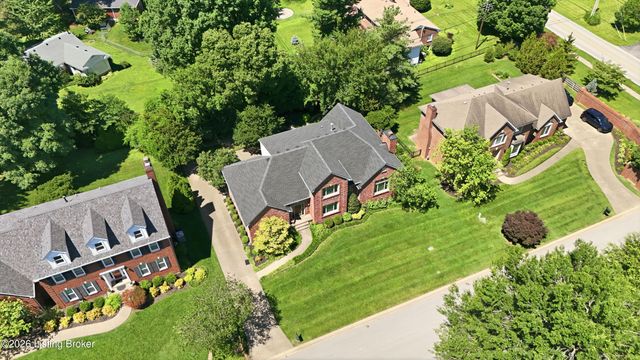 1112 Bentwood Place Ct, Louisville, KY 40207