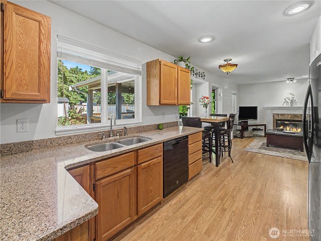 11004 209th Avenue E, Bonney Lake, WA 98391