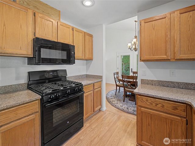 11004 209th Avenue E, Bonney Lake, WA 98391