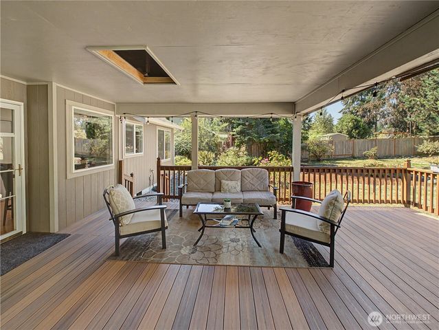 11004 209th Avenue E, Bonney Lake, WA 98391