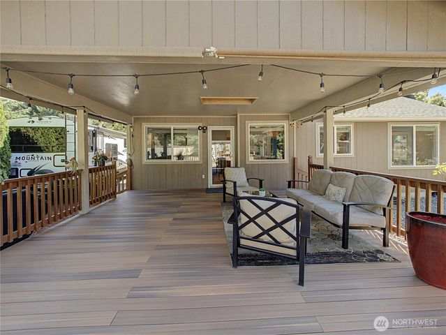 11004 209th Avenue E, Bonney Lake, WA 98391