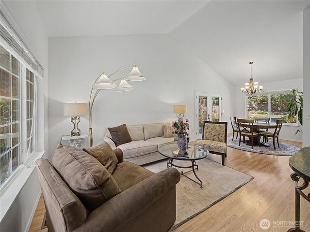 11004 209th Avenue E, Bonney Lake, WA 98391