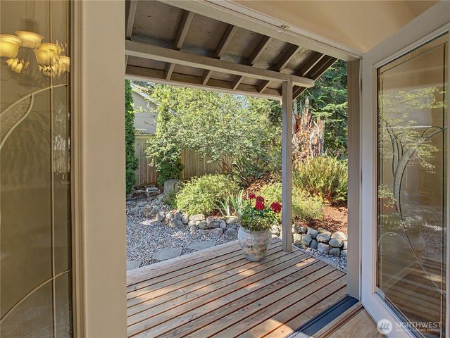 11004 209th Avenue E, Bonney Lake, WA 98391
