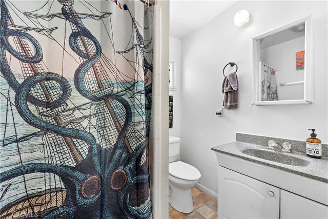 121 30th Street, Newport Beach, CA 92663