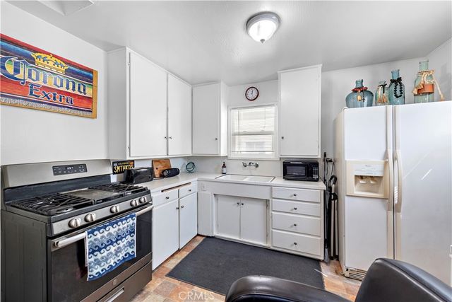 121 30th Street, Newport Beach, CA 92663