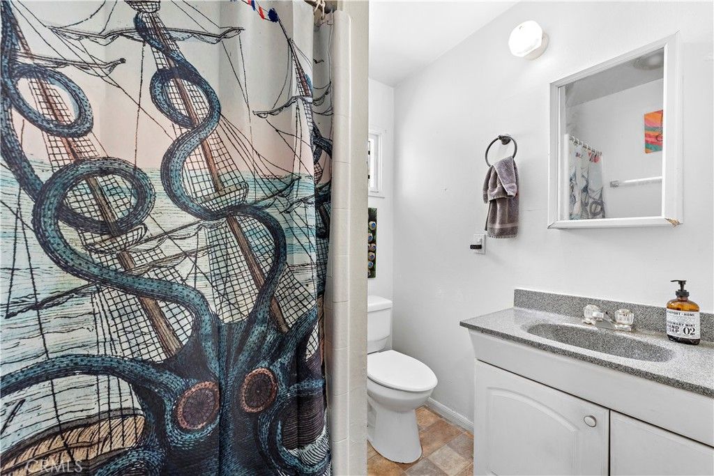 Image 25 of property listing at 121 30th Street, Newport Beach, CA 92663