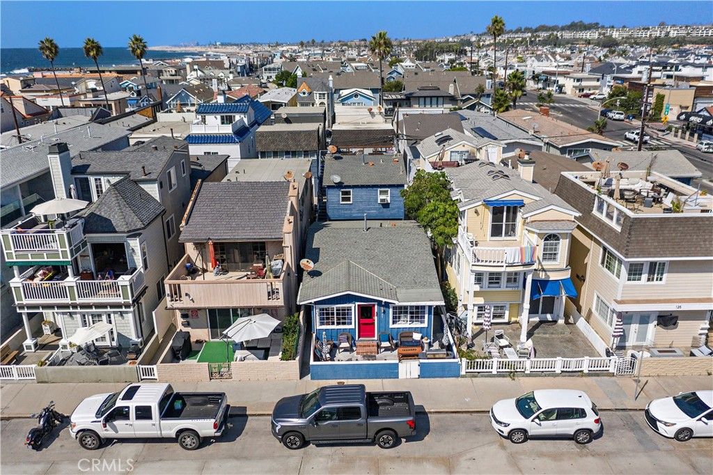 Image 30 of property listing at 121 30th Street, Newport Beach, CA 92663