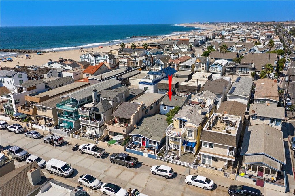 Image 33 of property listing at 121 30th Street, Newport Beach, CA 92663