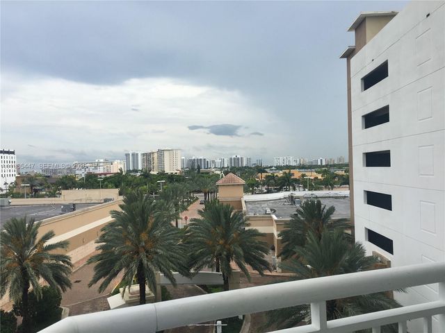 1755 E Hallandale Beach Blvd 406E, Hallandale Beach, FL 33009