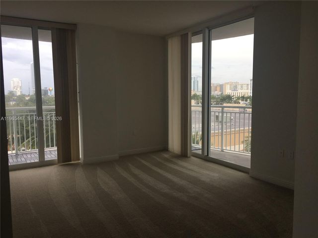 1755 E Hallandale Beach Blvd 406E, Hallandale Beach, FL 33009