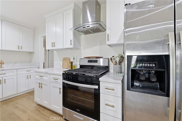 44335 Glenraven, Lancaster, CA 93535