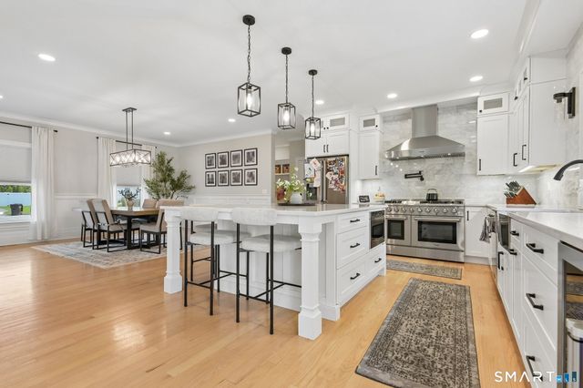 5 Highland Court, Milford, CT 06461