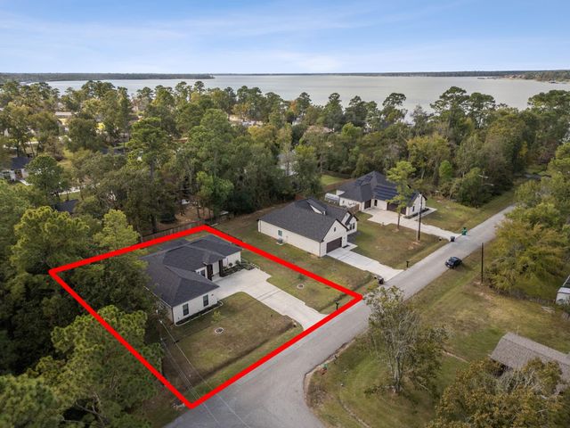 1819 Black Bear Drive, Houston, TX 77532