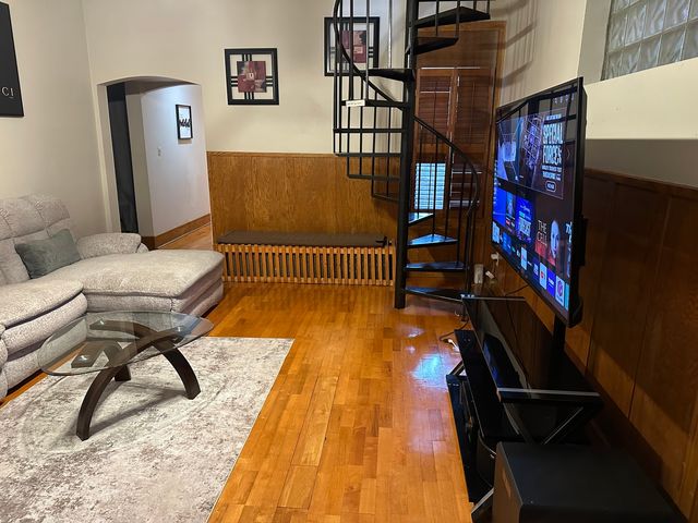 441 E 42nd Street, Chicago, IL 60653