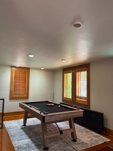 441 E 42nd Street, Chicago, IL 60653