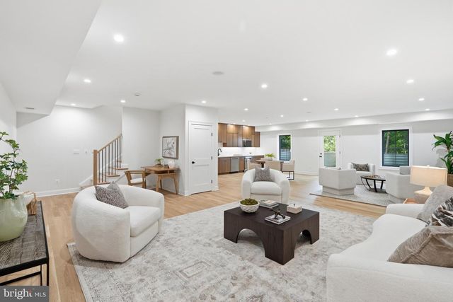 6523 16TH ST N, Arlington, VA 22205