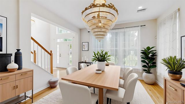 3 Caledonia Circle, Highland Mills, NY 10930