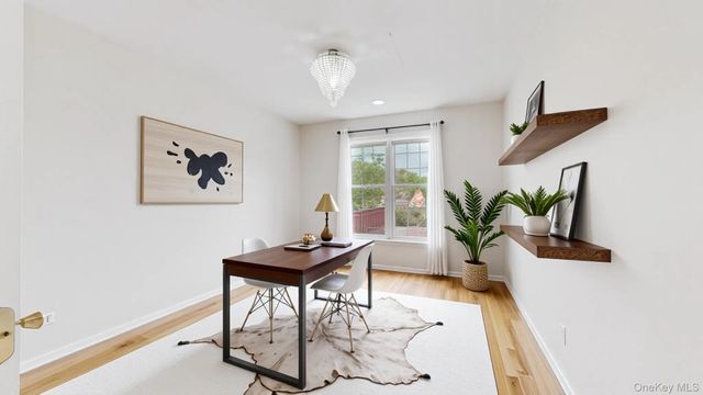 3 Caledonia Circle, Highland Mills, NY 10930