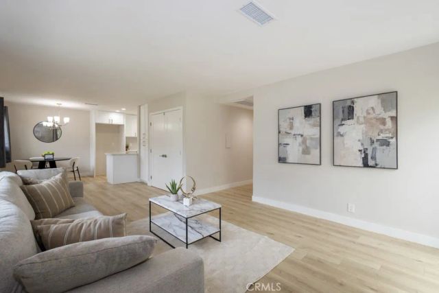 3139 E Chapman 5A, Orange, CA 92869
