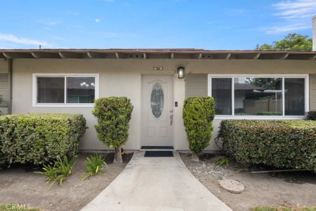3139 E Chapman 5A, Orange, CA 92869