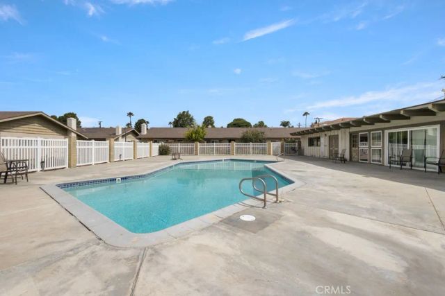 3139 E Chapman 5A, Orange, CA 92869