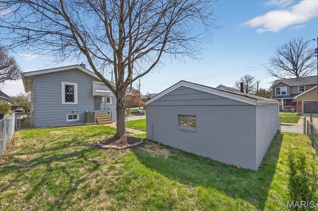 2331 Patton Avenue, St Louis, MO 63144