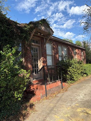 2444 Broadway Street, Beaumont, TX 77702