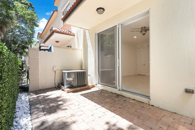 8332 Cocoplum Sound Lane, West Palm Beach, FL 33411