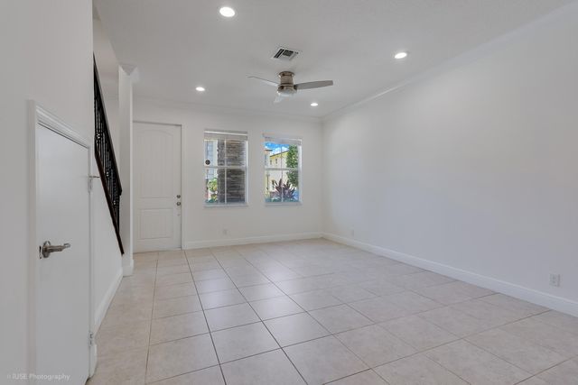 8332 Cocoplum Sound Lane, West Palm Beach, FL 33411