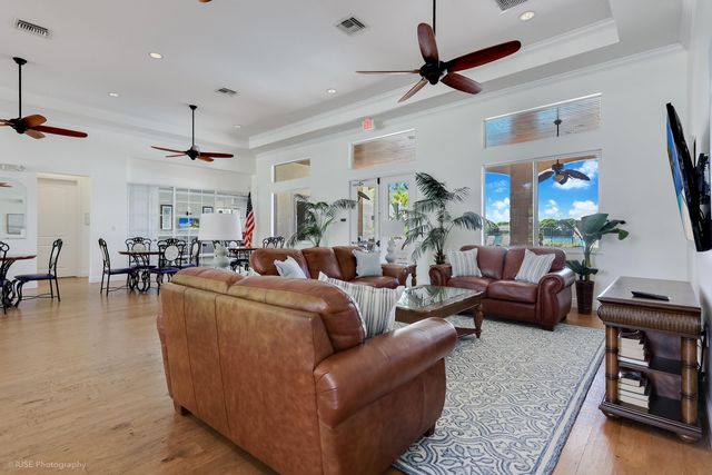 8332 Cocoplum Sound Lane, West Palm Beach, FL 33411