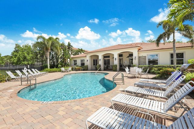 8332 Cocoplum Sound Lane, West Palm Beach, FL 33411