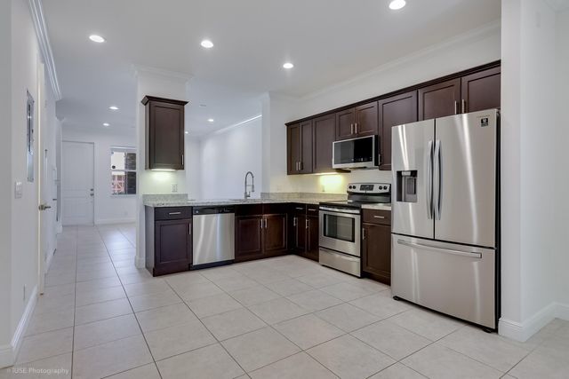 8332 Cocoplum Sound Lane, West Palm Beach, FL 33411