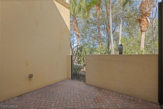 28830 Kiranicola CT, Bonita Springs, FL 34135