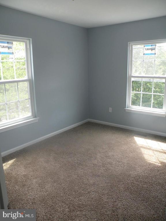 14201 OXFORD DR, Laurel, MD 20707