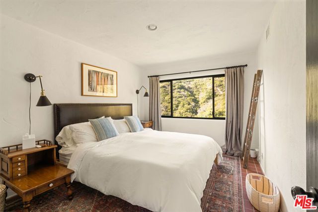 20755 Seaboard Road, Malibu, CA 90265