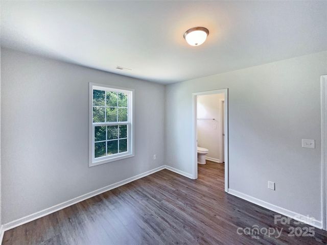111 Bottom Road, Kings Mountain, NC 28086