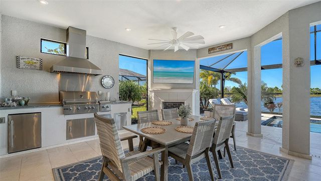 10529 WICKER PARK PLACE, Palmetto, FL 34221