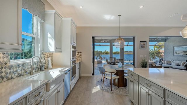 10529 WICKER PARK PLACE, Palmetto, FL 34221